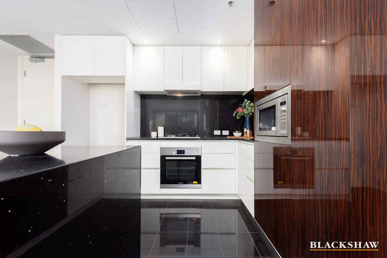802/240 Bunda Street City