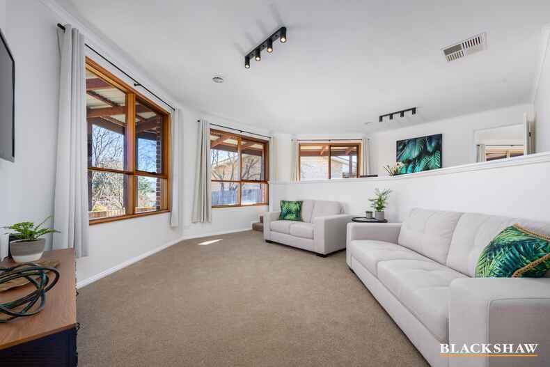 5 Dobell Circuit Conder 5 Dobell Circuit Conder