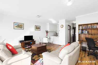 91/9 Murdoch Street Lyneham