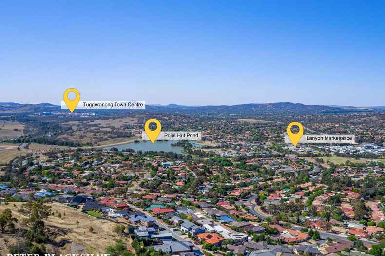 6 Crespin Place Banks