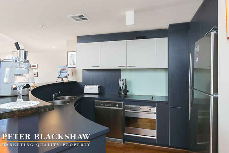 23/7 Eldridge Crescent Garran