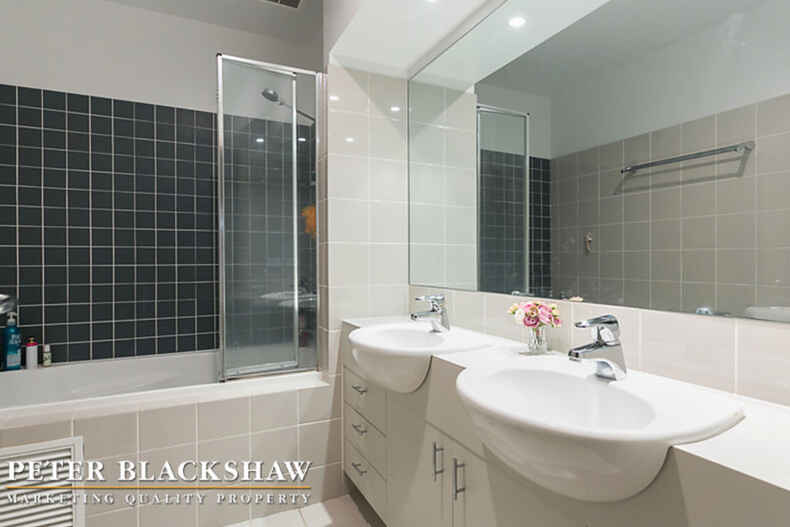 23/7 Eldridge Crescent Garran