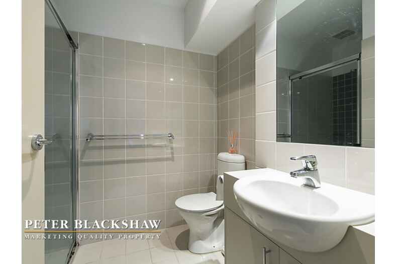 23/7 Eldridge Crescent Garran