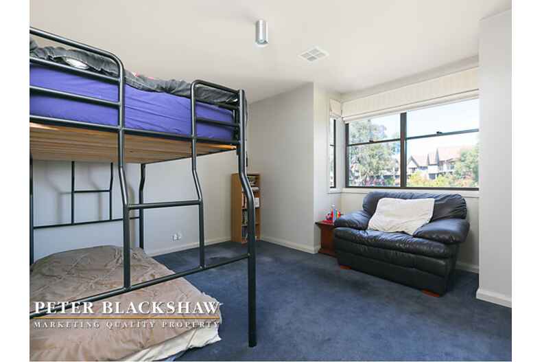 23/7 Eldridge Crescent Garran