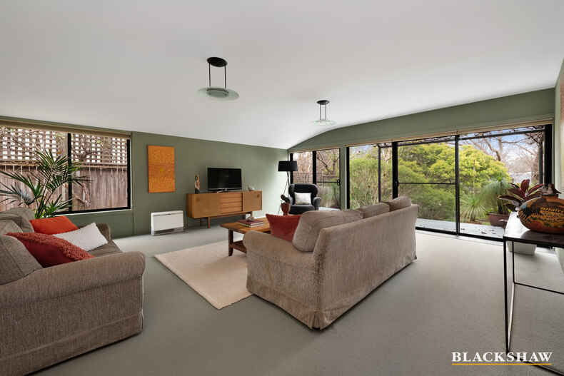 39 Finniss Crescent Narrabundah