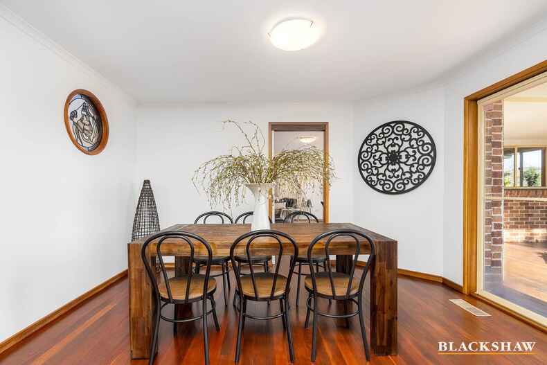 25 Adkinson Close Isaacs