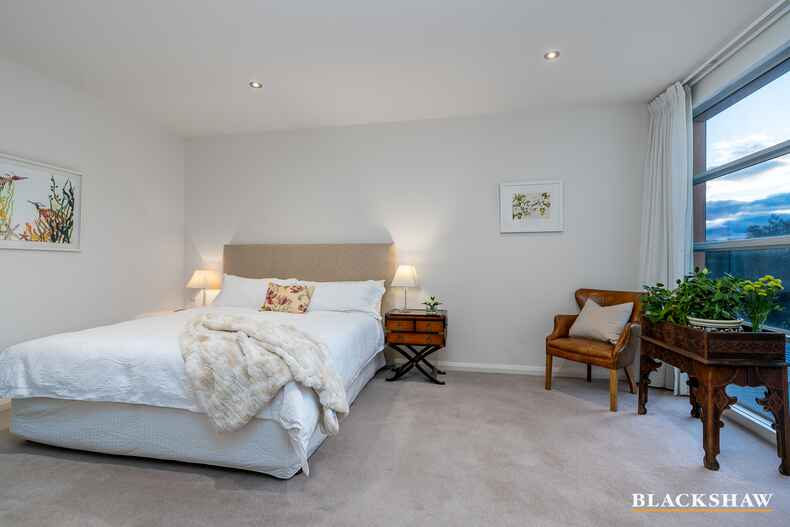 3/49 Hampton Circuit Yarralumla