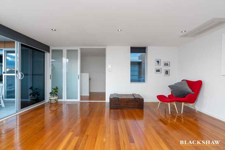 3/49 Hampton Circuit Yarralumla