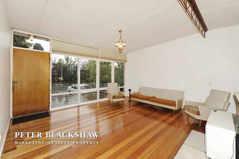7 Mosman Place Narrabundah