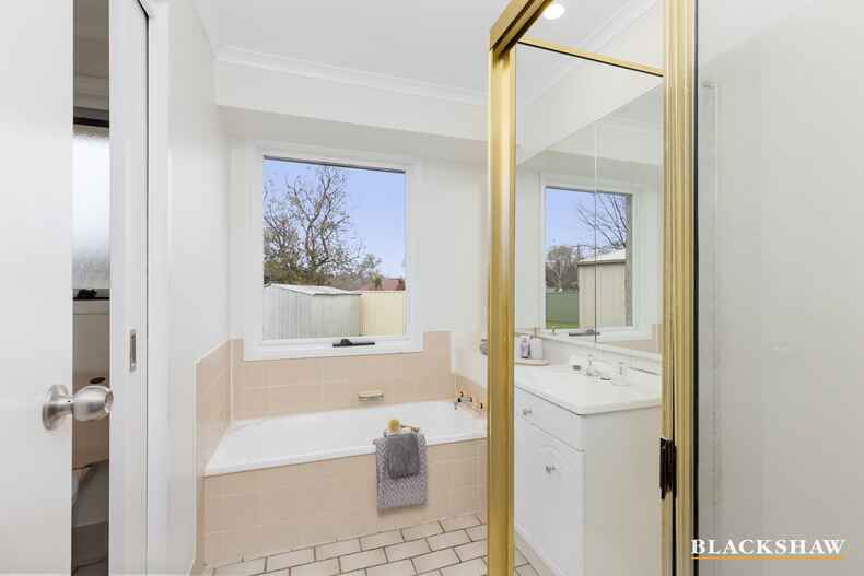 93 Rischbieth Crescent Gilmore 93 Rischbieth Crescent Gilmore