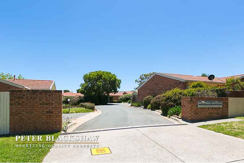 4/103 Bicentennial Drive  Jerrabomberra