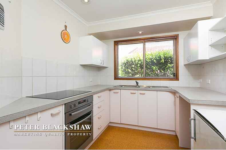 4/103 Bicentennial Drive  Jerrabomberra