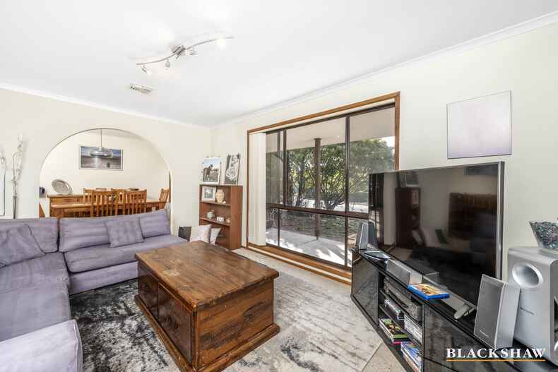 8 Benson Crescent Calwell 8 Benson Crescent Calwell