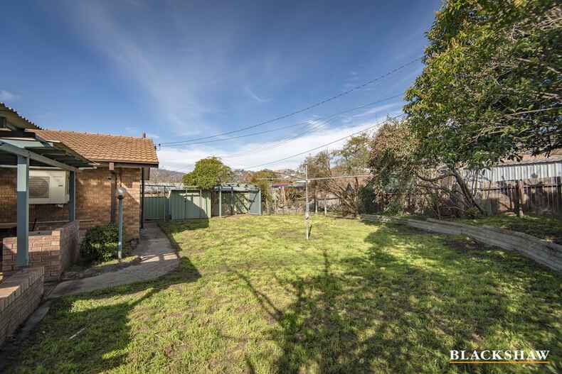 8 Benson Crescent Calwell 8 Benson Crescent Calwell