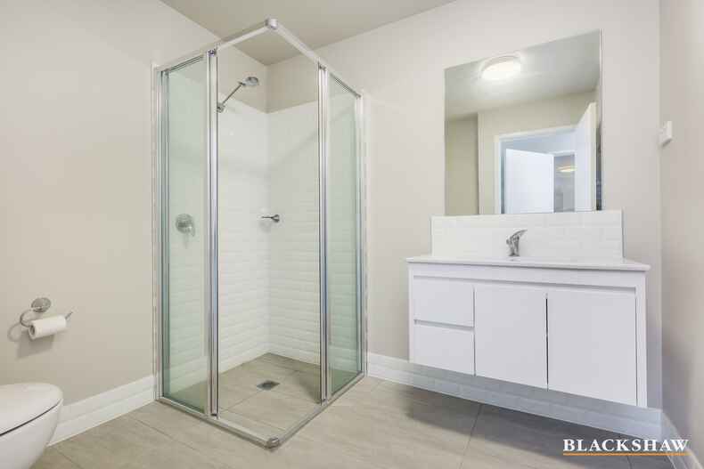 259/12 Limburg Way Greenway 259/12 Limburg Way Greenway