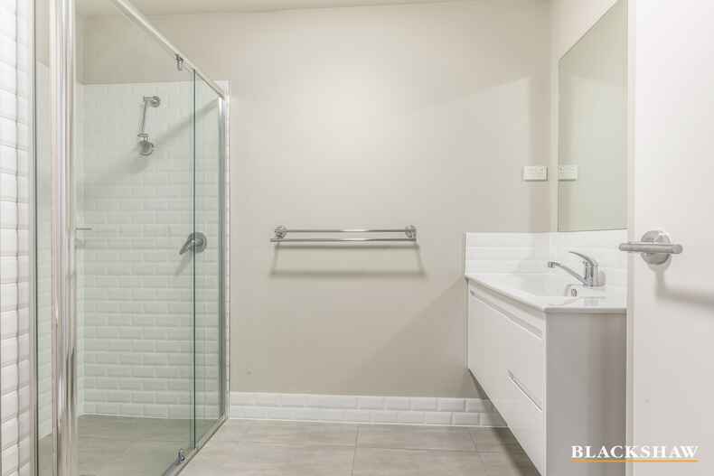 259/12 Limburg Way Greenway 259/12 Limburg Way Greenway