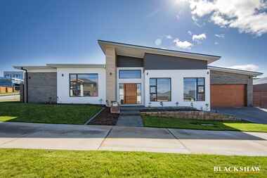 64 Wyndham Avenue Denman Prospect