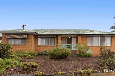 10 Vickers Crescent Flynn