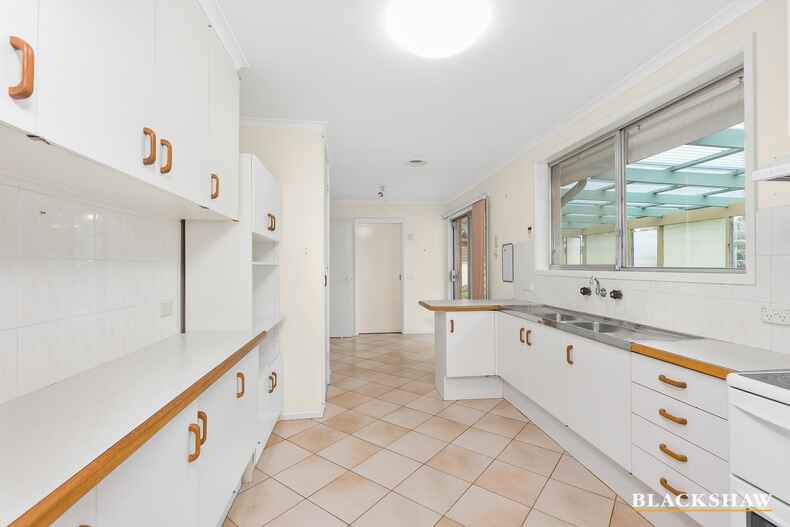 10 Vickers Crescent Flynn 10 Vickers Crescent Flynn