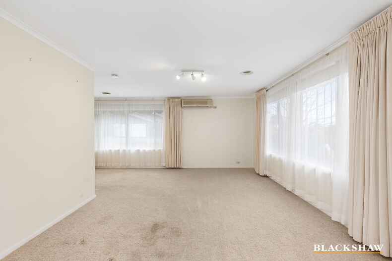 10 Vickers Crescent Flynn 10 Vickers Crescent Flynn