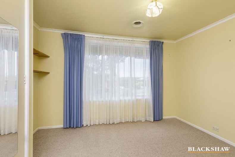 10 Vickers Crescent Flynn 10 Vickers Crescent Flynn