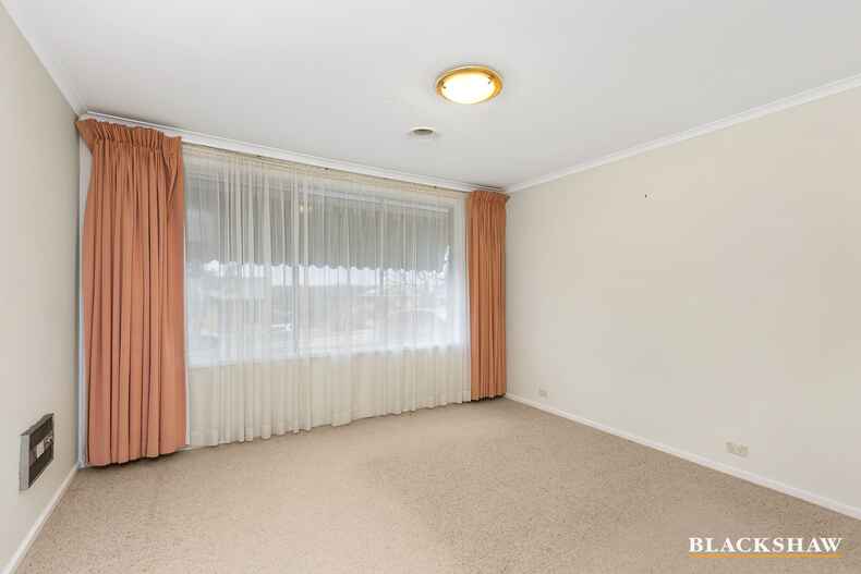 10 Vickers Crescent Flynn 10 Vickers Crescent Flynn