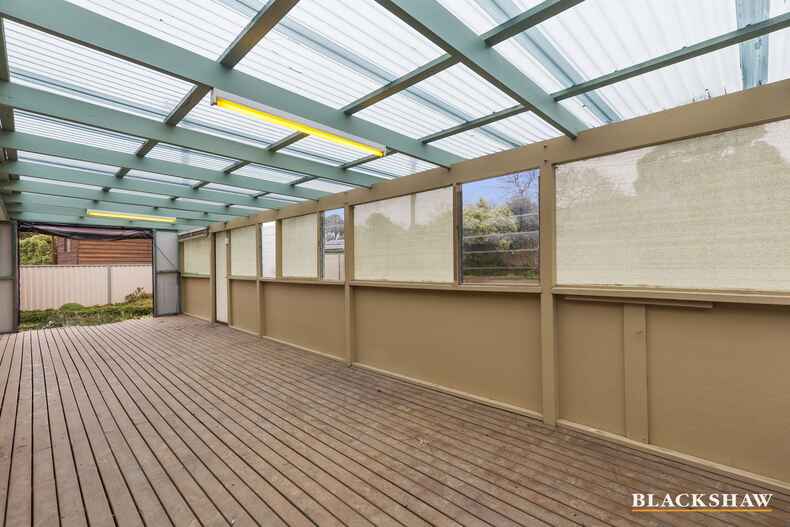 10 Vickers Crescent Flynn 10 Vickers Crescent Flynn