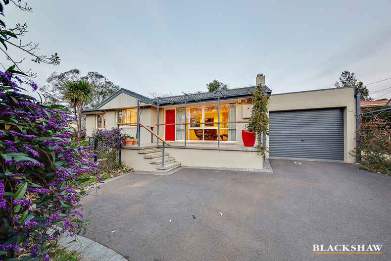 54 Finniss Crescent Narrabundah