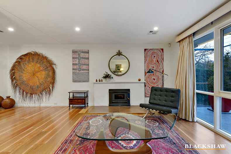 54 Finniss Crescent Narrabundah 54 Finniss Crescent Narrabundah