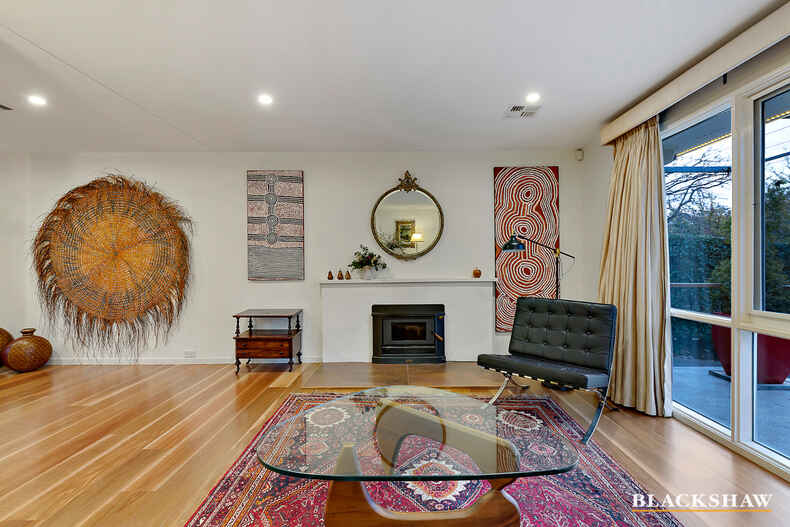 54 Finniss Crescent Narrabundah