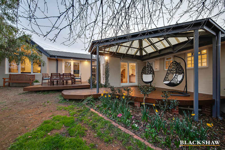 54 Finniss Crescent Narrabundah