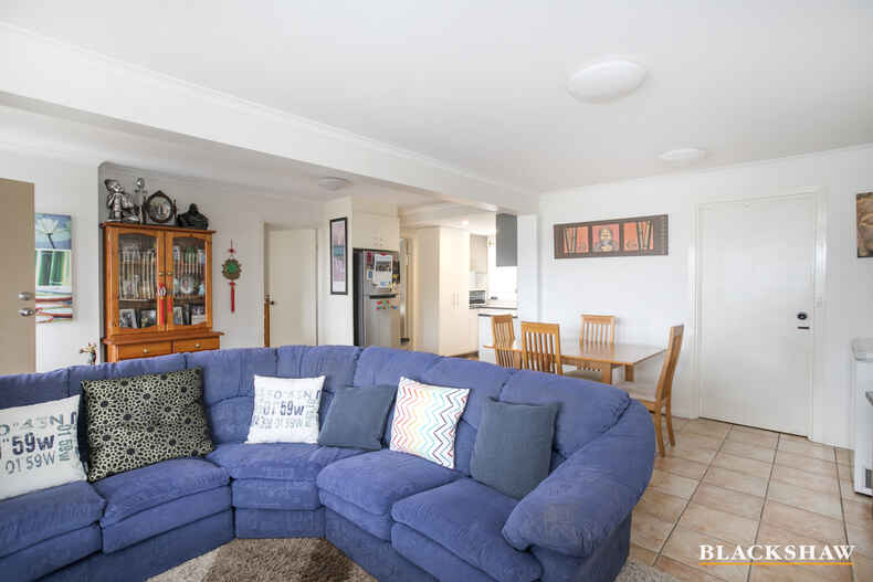 16 Marjorie Crescent Batehaven