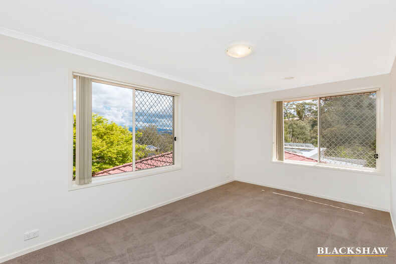 2 Walter Close Jerrabomberra