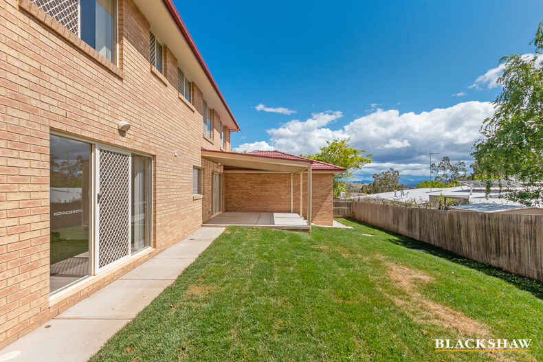 2 Walter Close Jerrabomberra