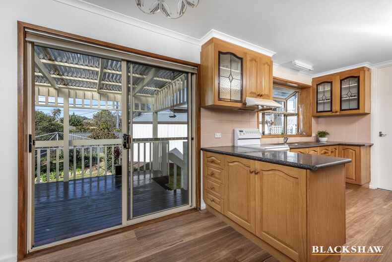 6 Waterhouse Street Curtin