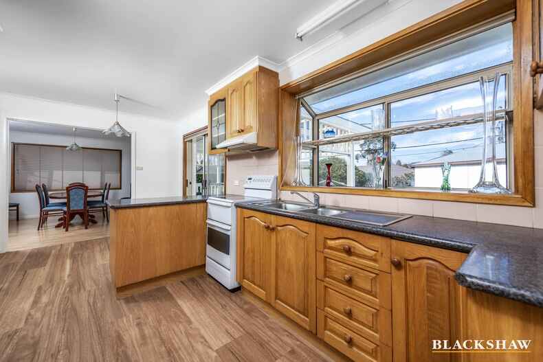 6 Waterhouse Street Curtin