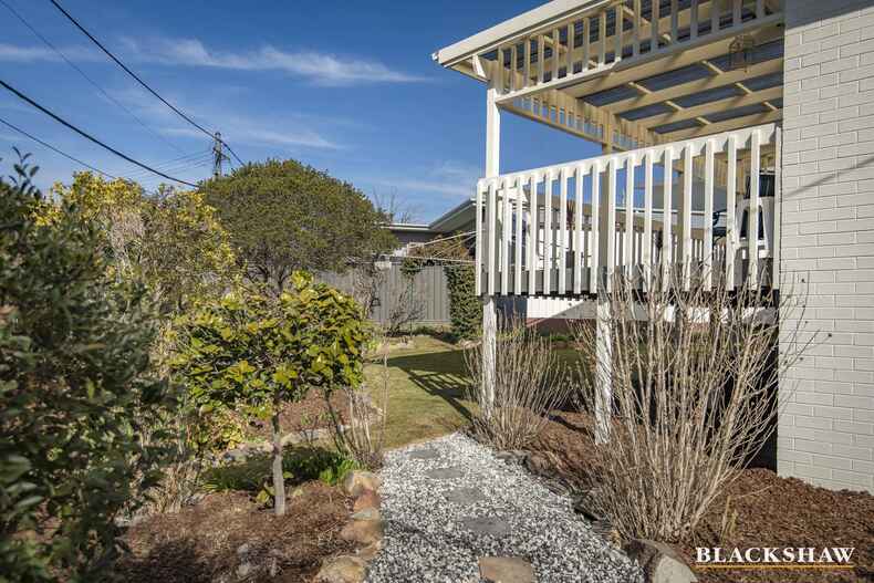 6 Waterhouse Street Curtin