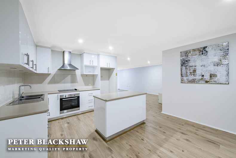 60B/12 Albermarle Place Phillip