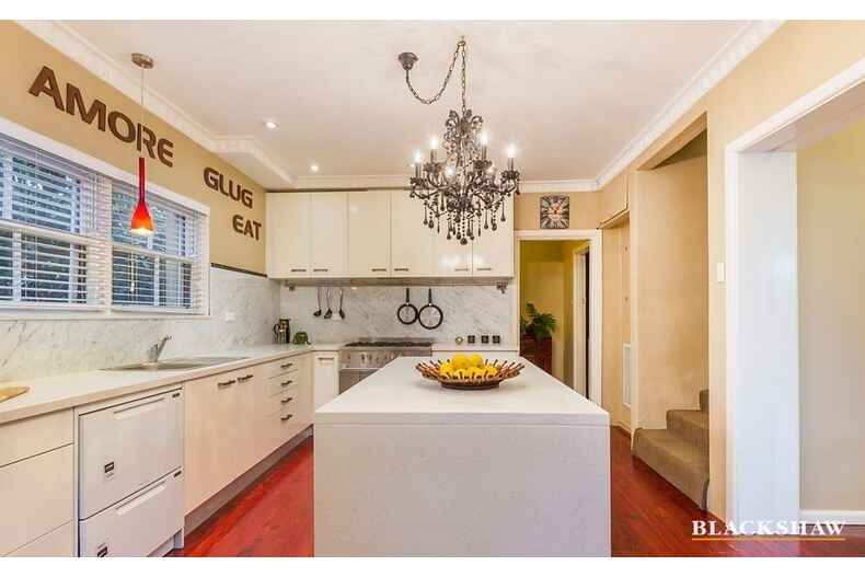 24 Uriarra Road Queanbeyan 24 Uriarra Road Queanbeyan