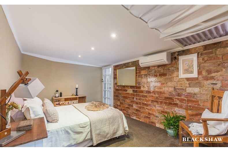 24 Uriarra Road Queanbeyan 24 Uriarra Road Queanbeyan