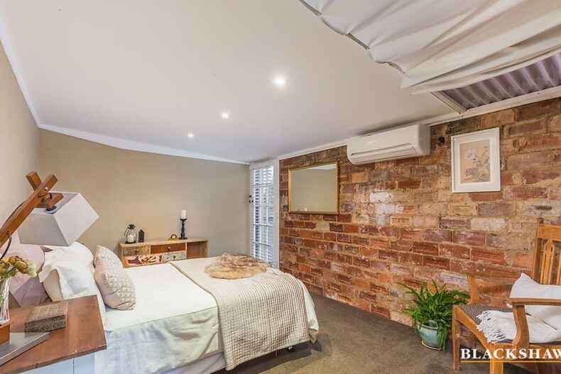 24 Uriarra Road Queanbeyan