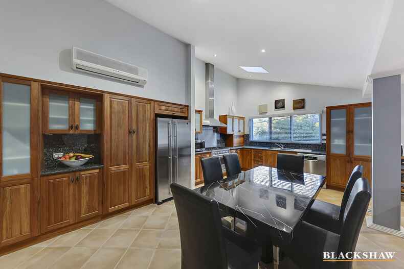 126 Hawkesbury Crescent Farrer