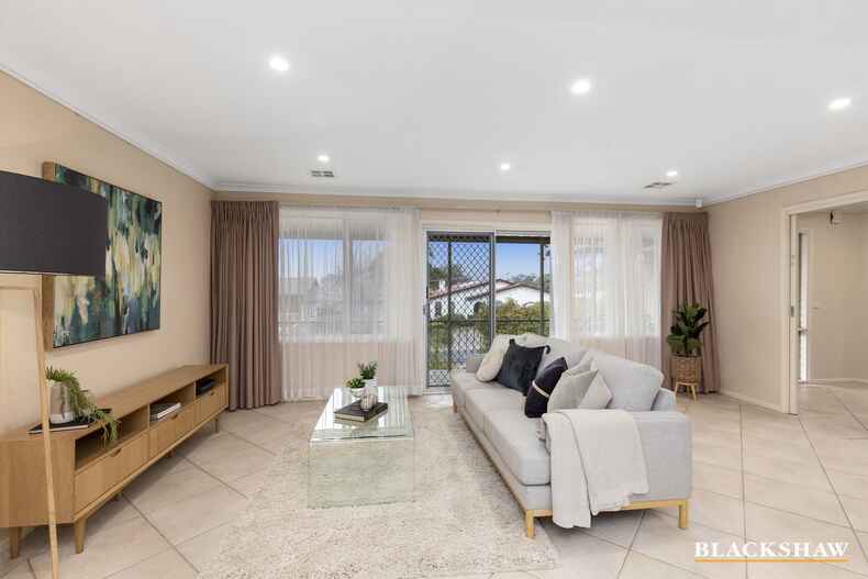 18 Davis Street Weetangera 18 Davis Street Weetangera