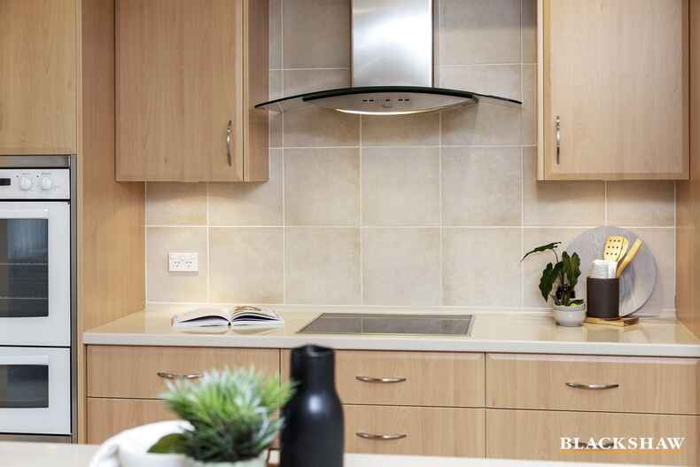 18 Davis Street Weetangera 18 Davis Street Weetangera