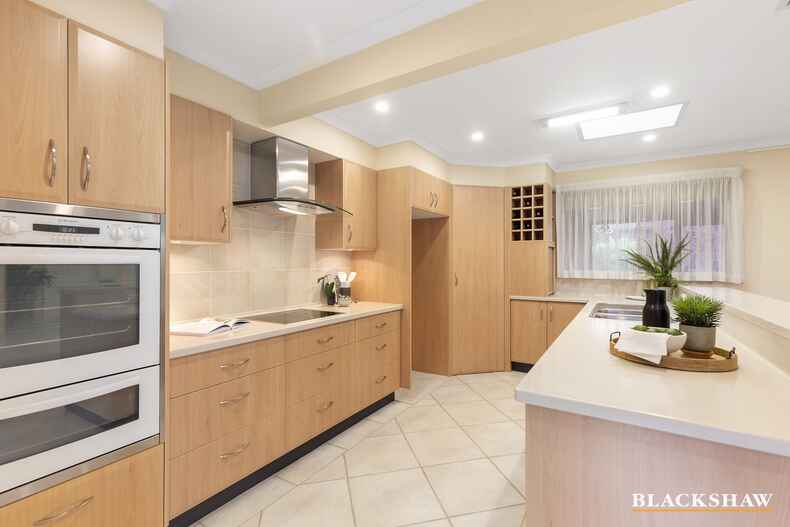 18 Davis Street Weetangera 18 Davis Street Weetangera