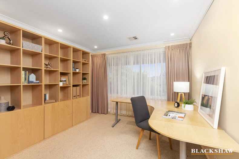 18 Davis Street Weetangera 18 Davis Street Weetangera