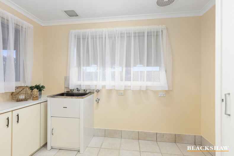 18 Davis Street Weetangera 18 Davis Street Weetangera