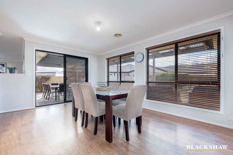 30 Paperbark Street Banks 30 Paperbark Street Banks