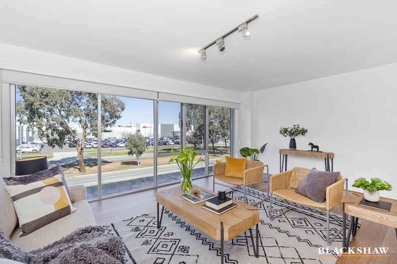 2/63A Anthony Rolfe Avenue Gungahlin