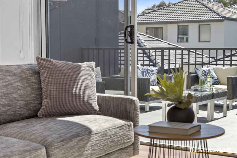 2/63A Anthony Rolfe Avenue Gungahlin 2/63A Anthony Rolfe Avenue Gungahlin